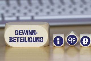 © magele-picture - stock.adobe.com Foto: Schriftzug Gewinnbeteiligung